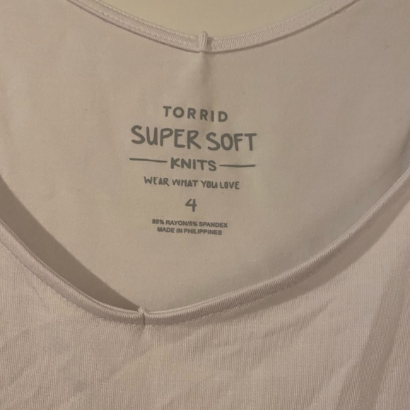 🧡Torrid Super Soft Cami🧡 - Picture 2 of 3